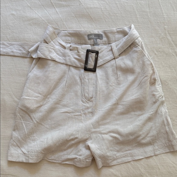 ASOS High Waist Cream Linen Shorts with Belt - Picture 1 of 3